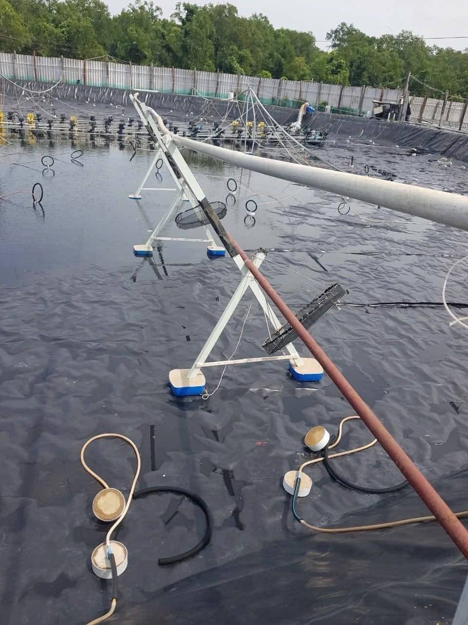 Giá đỡ ống sục khí composite