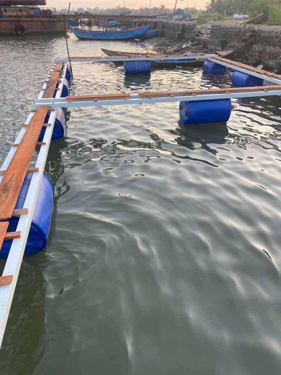 Khung bè composite phao nhựa