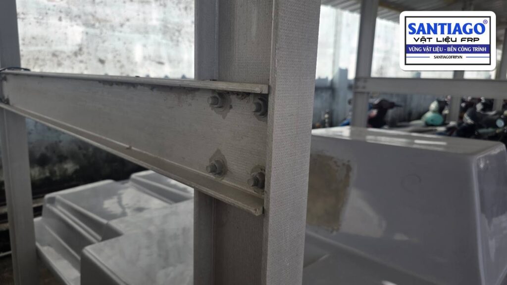 Mối nối dầm cột FRP bắt bu lông